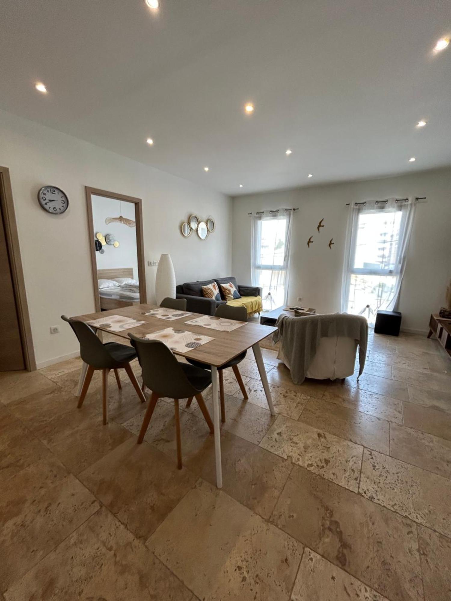 Appartement T3 Dans Maison Neuve 7 Couchages La Seyne-sur-Mer Eksteriør billede